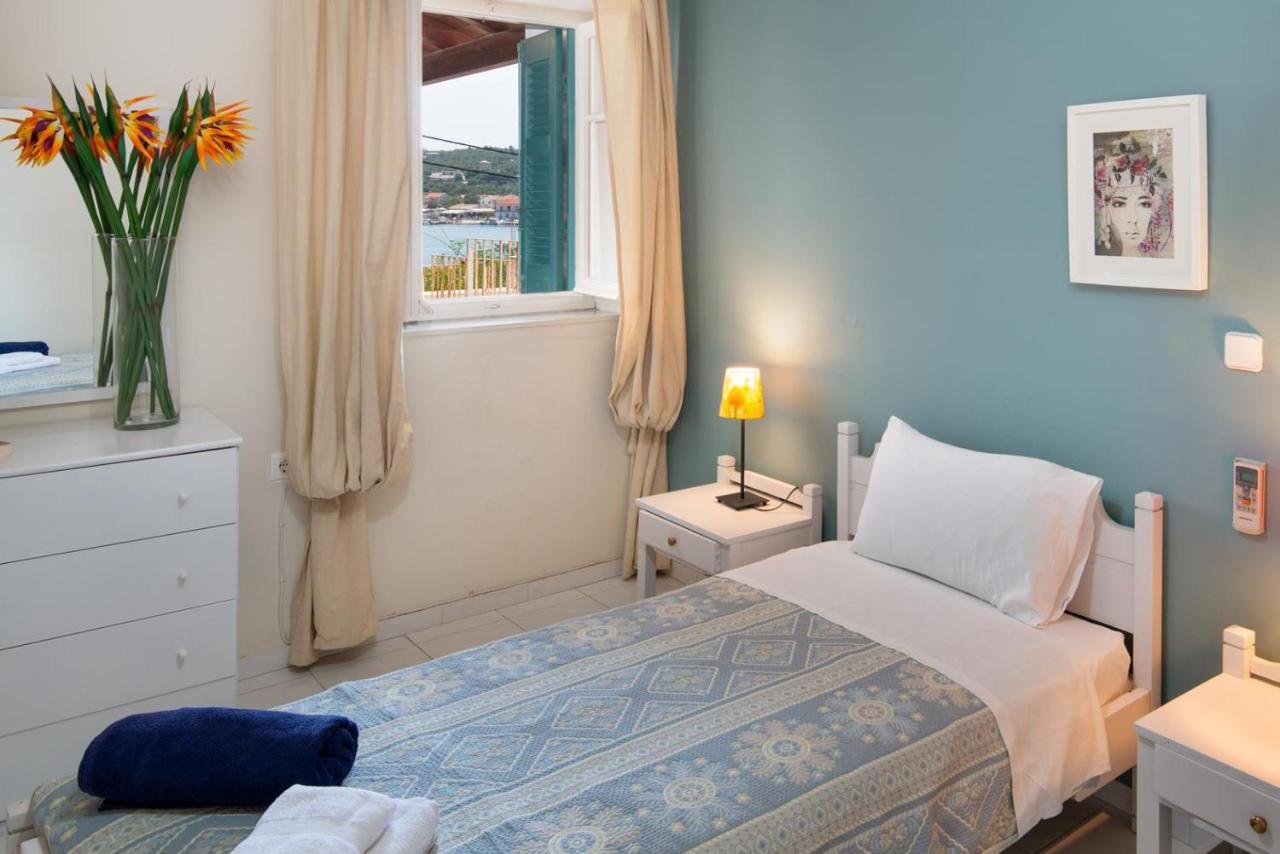 Paola'S Full Sea View House Apartment Gaios Bagian luar foto