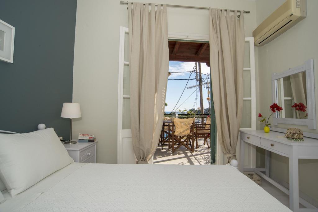 Paola'S Full Sea View House Apartment Gaios Bagian luar foto