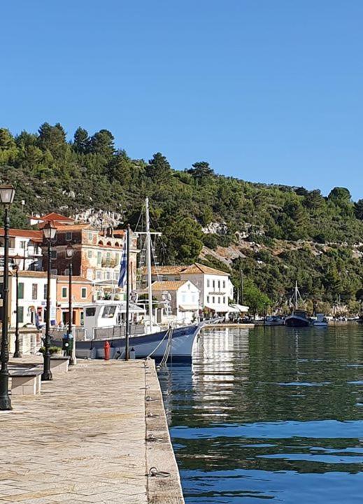 Paola'S Full Sea View House Apartment Gaios Bagian luar foto